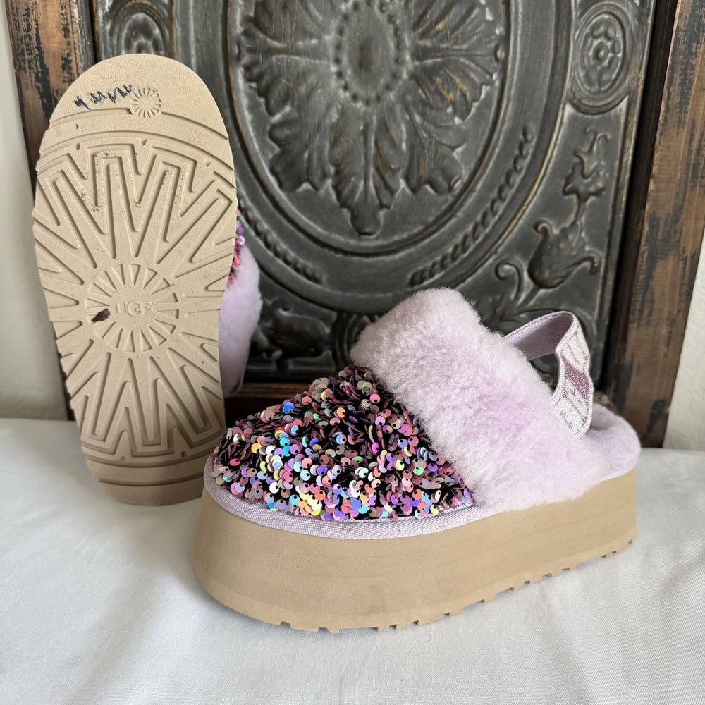 UGG Funkette Stellar Sequin Shearling Purple Platform Slipper Slide Sandal Sz 6